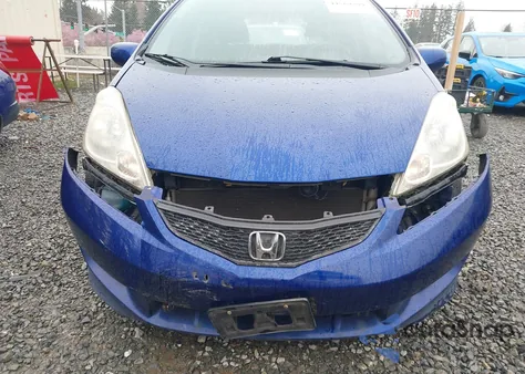 2009 Honda Fit Sport из США, поврежденный, VIN JHMGE88469S029086